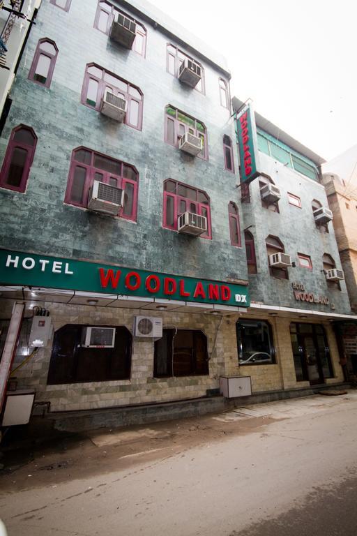 Hotel Woodland Deluxe Нью-Делі Екстер'єр фото